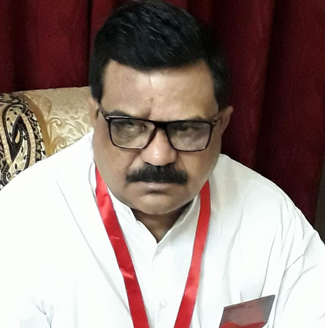 thenewsfifteen's tweet image. मुरादाबाद : समाजवादी पार्टी के पूर्व जिला अध्यक्ष डीपी यादव ने बुद्धि विहार स्थित अपने आवास पर गोली मारकर की आत्महत्या 

@samajwadiparty #moradabad #Dpyadav #uttarpradesh @yadavakhilesh