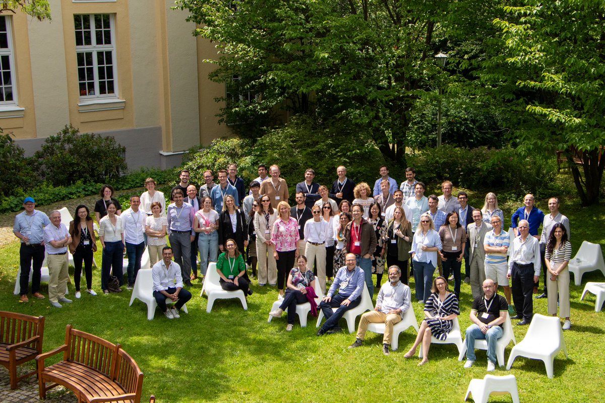 CarstenEckel's tweet photo. Amazing #ERWIT! Inspiring presentations, stimulating discussions, and a fantastic group of researchers. Huge thanks to all participants! #ERWIT2024 @cepr_org @CESifoNetwork @BJavorcik @LisandraFlach @ClaudiaSteinwen https://t.co/PQRBFGX6CD