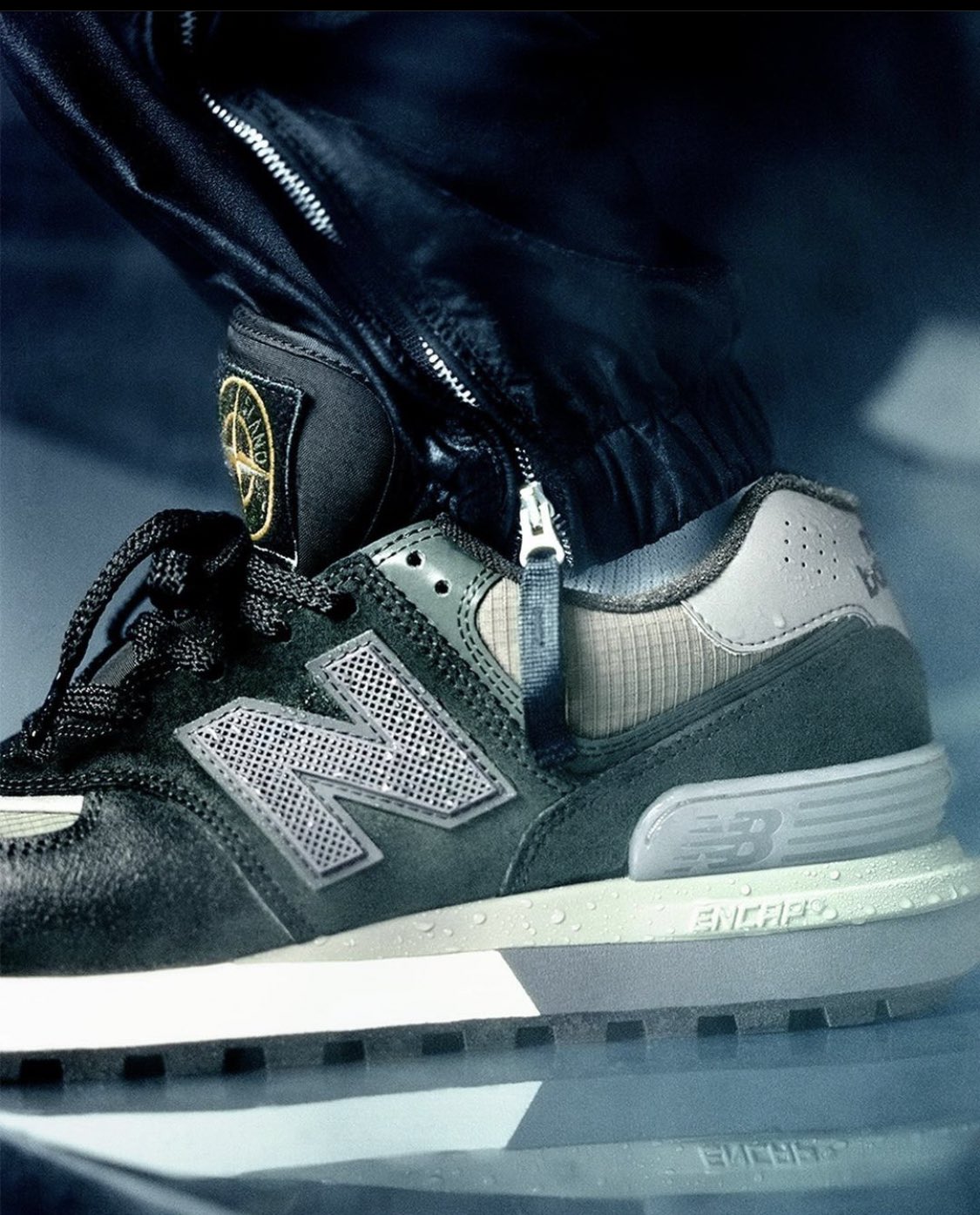 Sneakerologue on X AD Collection Stone Island x New Balance 574 14 Juin sur NB FR 150 Olive https t 9sgkxHYzpD Green https t il724AWx5v https t ACgqHcEuvn X