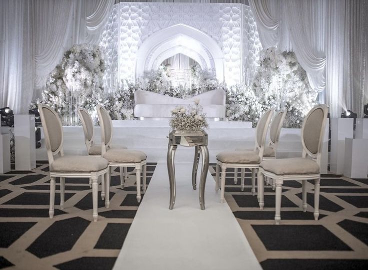 ㅤㅤ
ㅤ
ㅤ𝐓𝐇𝐄 𝐌𝐀𝐈𝐍 𝐄𝐕𝐄𝐍𝐓 
    𝑲𝒊𝒎 𝑴𝒊𝒏𝒈𝒚𝒖 &amp; 𝑩𝒂𝒆 𝑺𝒖𝒛𝒚
   <a href="/gyunim_k/">Mingyu</a> &amp; <a href="/bsuzy94s/">bs.</a>
ㅤ➽───────────❥
ㅤ Master of Ceremony:
ㅤ <a href="/yunhou/">dim.</a> &amp; <a href="/antologikartika/">MC — 𝑲𝐚𝐡𝐢𝐲𝐚𝐧𝐠 𝑨𝐲𝐮, 李。</a>

ㅤ Headman:
ㅤ @Dmnzryn

     #EighternalShine

ㅤ