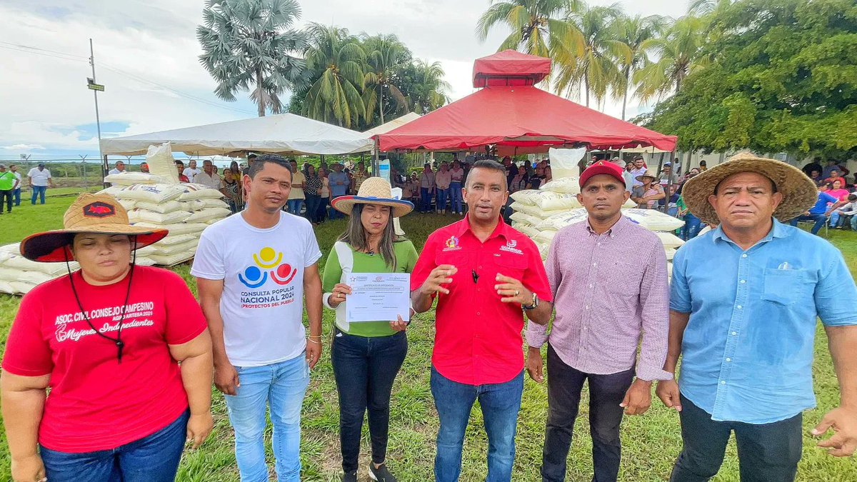 Entrega de Financiamientos a Campesinos y Campesinas Comuneros del Municipio Rondon.!Producir es Vencer!