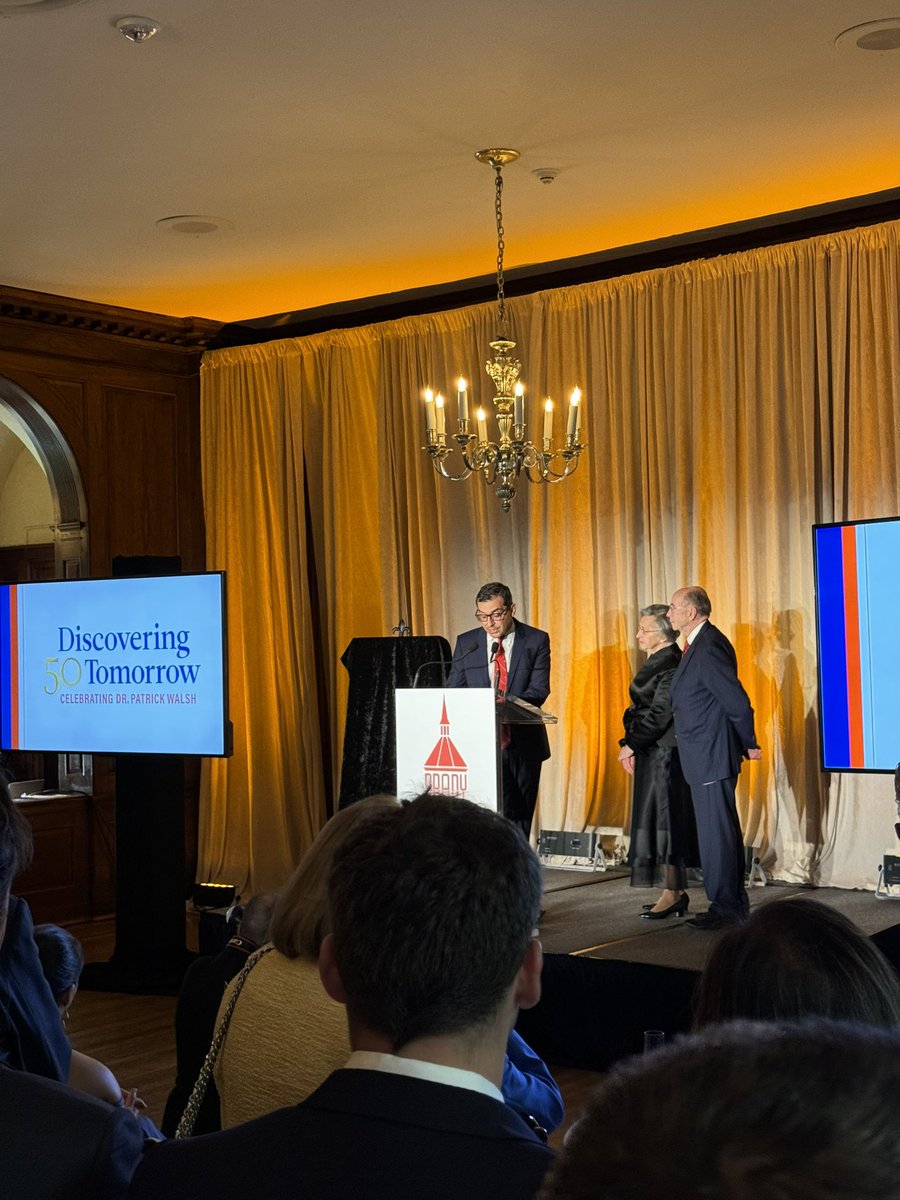 Anthony Schaeffer (@ajschaeffer_md) on Twitter photo From one incredibly (understatement) productive tenure to another, <a href="/allaf_mo/">Mohamad Allaf</a> about to present Dr. Patrick Walsh with a roof slate from the original <a href="/HopkinsMedicine/">Johns Hopkins Medicine</a> <a href="/brady_urology/">The Johns Hopkins Brady Urological Institute</a> dome! Amazing that entire Walsh family was there to help recognize this amazing accomplishment! From one incredibly (understatement) productive tenure to another, <a href="/allaf_mo/">Mohamad Allaf</a> about to present Dr. Patrick Walsh with a roof slate from the original <a href="/HopkinsMedicine/">Johns Hopkins Medicine</a> <a href="/brady_urology/">The Johns Hopkins Brady Urological Institute</a> dome! Amazing that entire Walsh family was there to help recognize this amazing accomplishment!