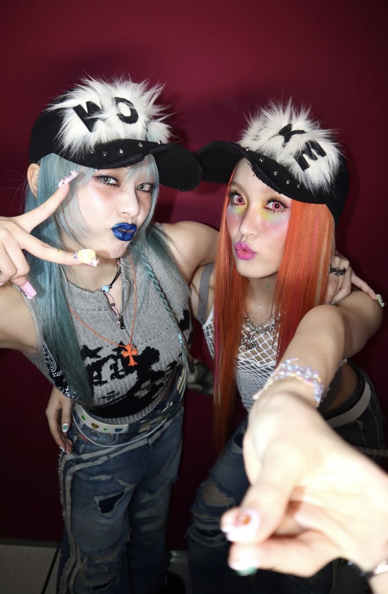 CHSAPICS's tweet image. chisa with hinata 🩵💘