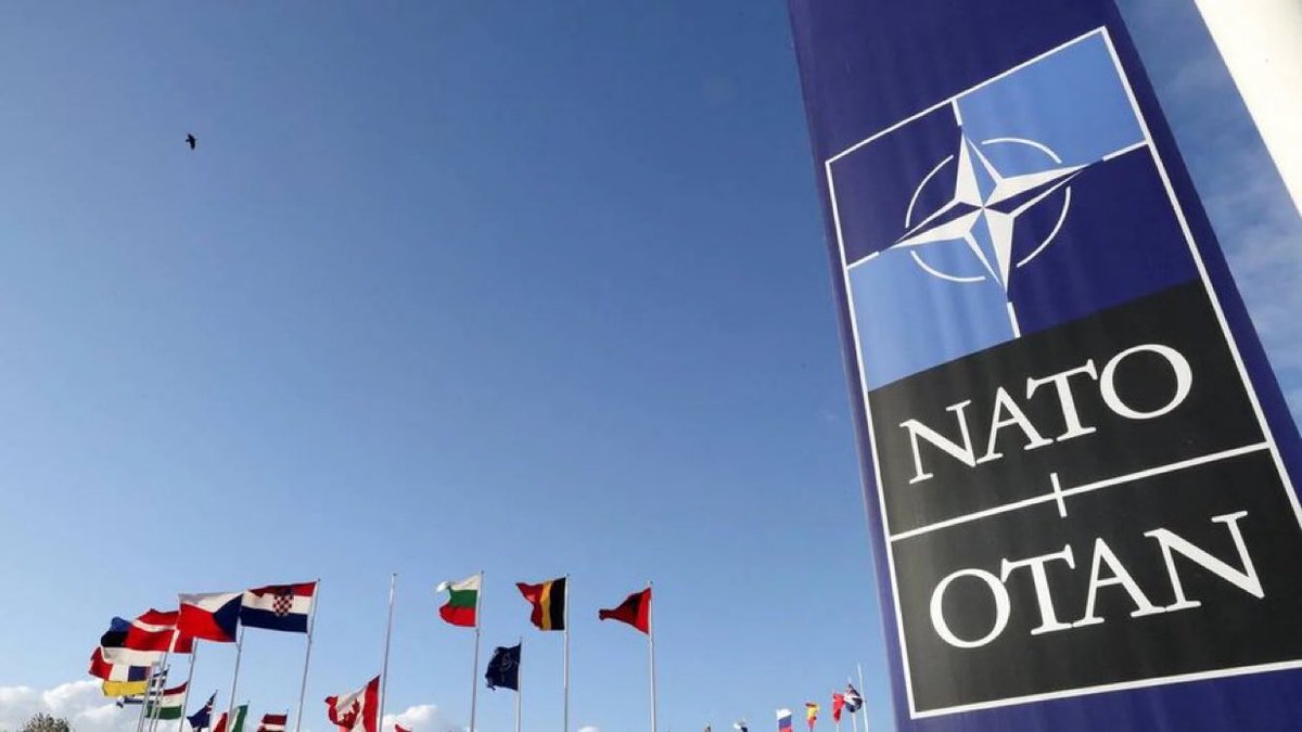 SilentlySirs's tweet photo. 🔴⚡️URGENT: NATO prepares for a potential ground war with Russia, including plans for the involvement of US troops. NATO urges Western governments to prepare for a large-scale war against Russia, reports the New York Post.

#NATO #Russia #USATroops #GroundWar #Geopolitics #GlobalSecurity