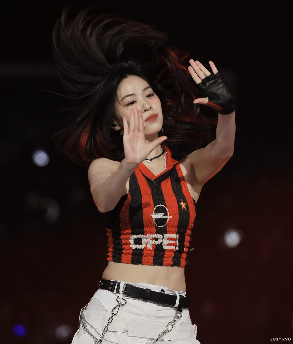 JustRyu417's tweet photo. 240602

#류진 #RYUJIN
#ITZY #있지
#リュジン https://t.co/iLHd9r6zL1