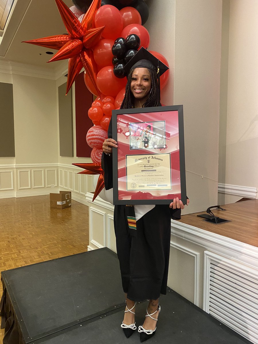 @melanatural tweet media