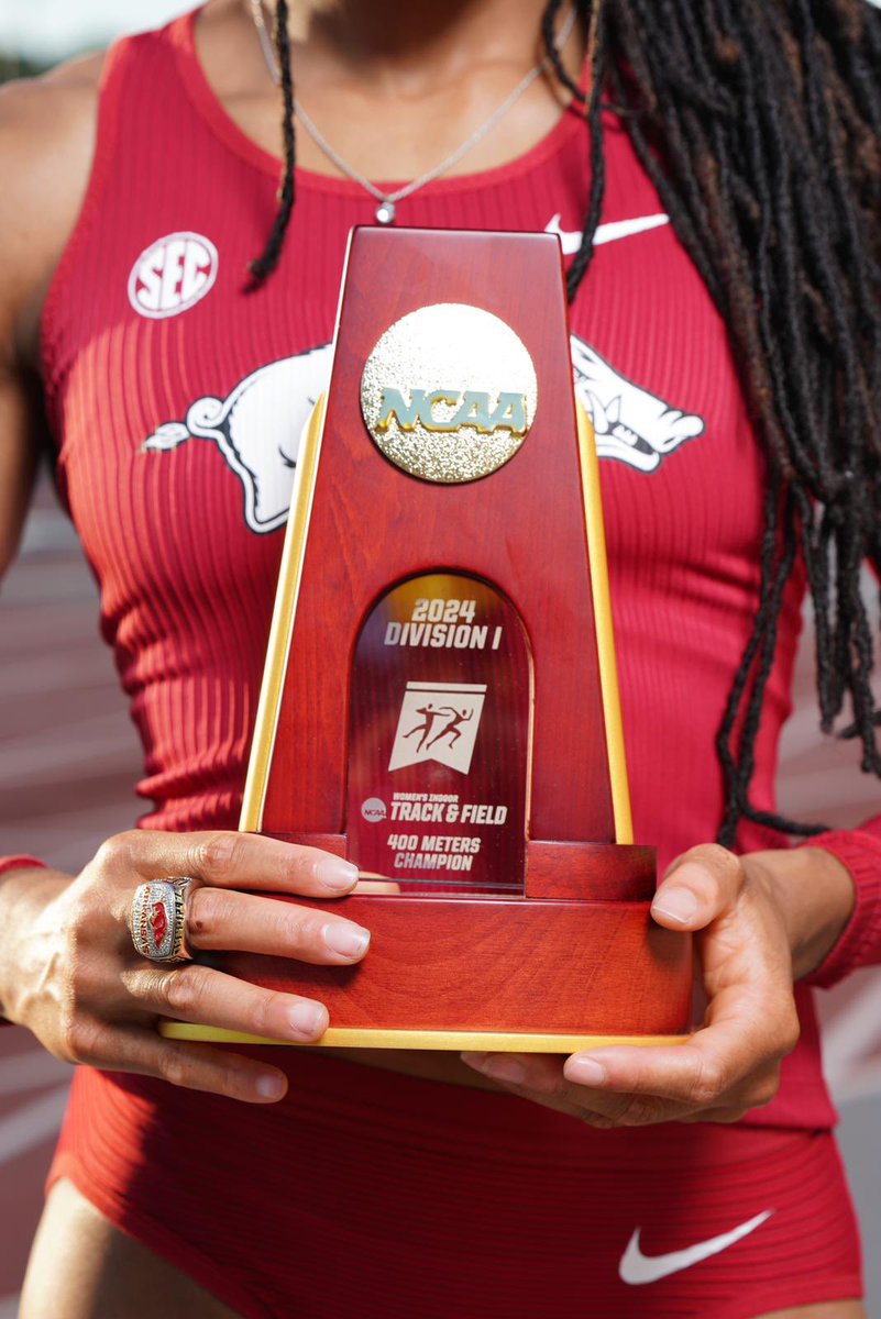 @melanatural tweet media