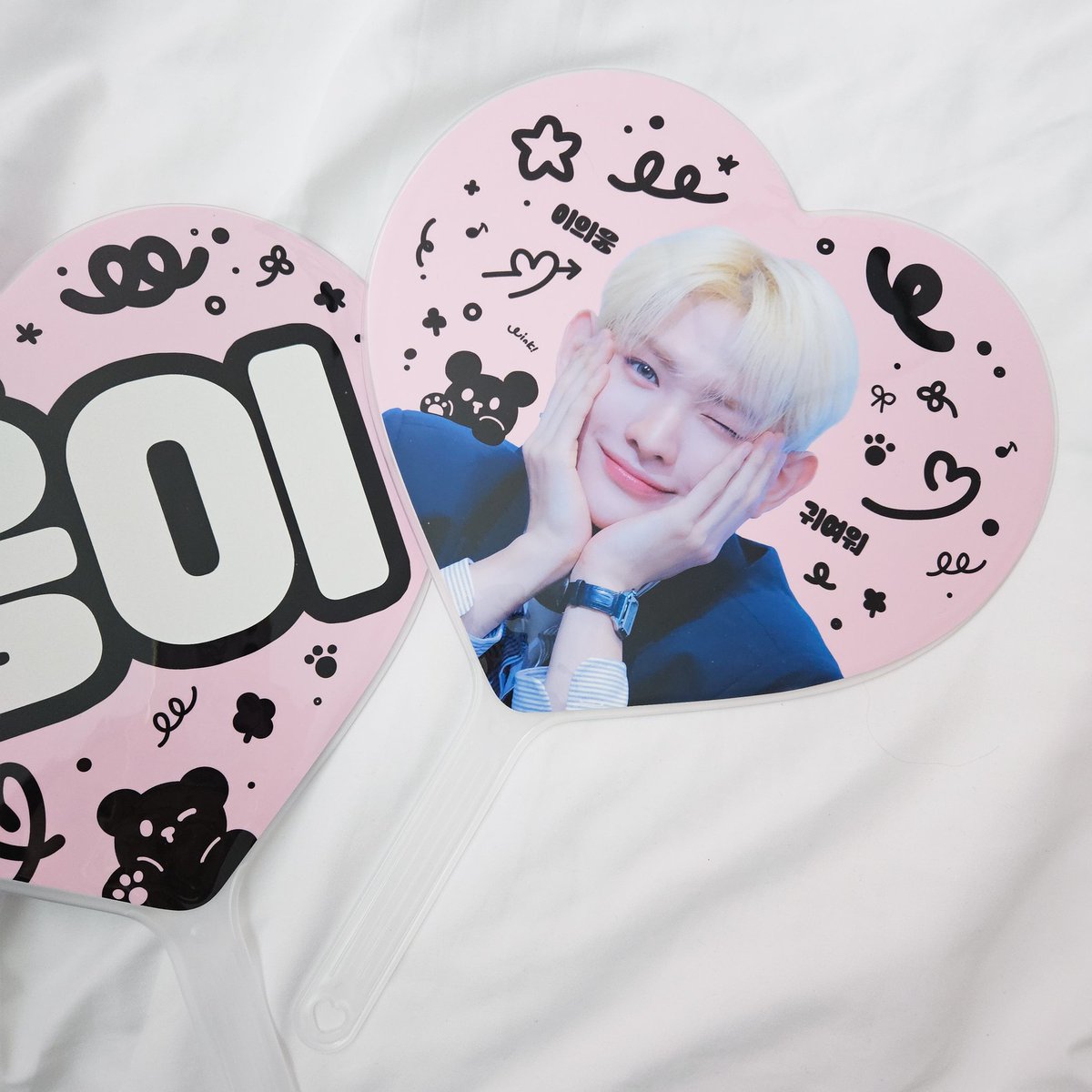 tpstloversclub's tweet photo. 🩷𝟮𝟬𝟮𝟰 𝗖𝗵𝗲𝗲𝗿𝗶𝗻𝗴 𝗸𝗶𝘁 𝗳𝗼𝗿 𝗟𝗘𝗪🩷

📦 배송 : https://t.co/gvKtH9MZwN
🌻 T-our 베트남 현장 수령 : https://t.co/zDm7FKkS42

RT 추첨을 통해 두분께 슬로건을 드립니다(한국 배송1&amp;베트남 현장수령1)🍀

#이의웅 #루 #템페스트 #LEW #TEMPEST https://t.co/D392T7DjES