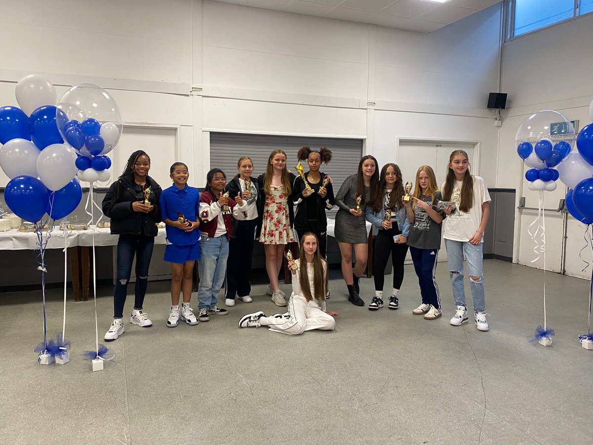 Barking Girls FC tweet media