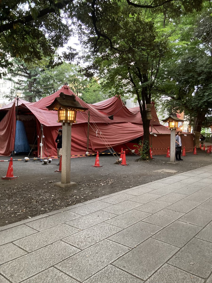 yonemame's tweet photo. 久々の花園神社 https://t.co/ozadRXMAOM
