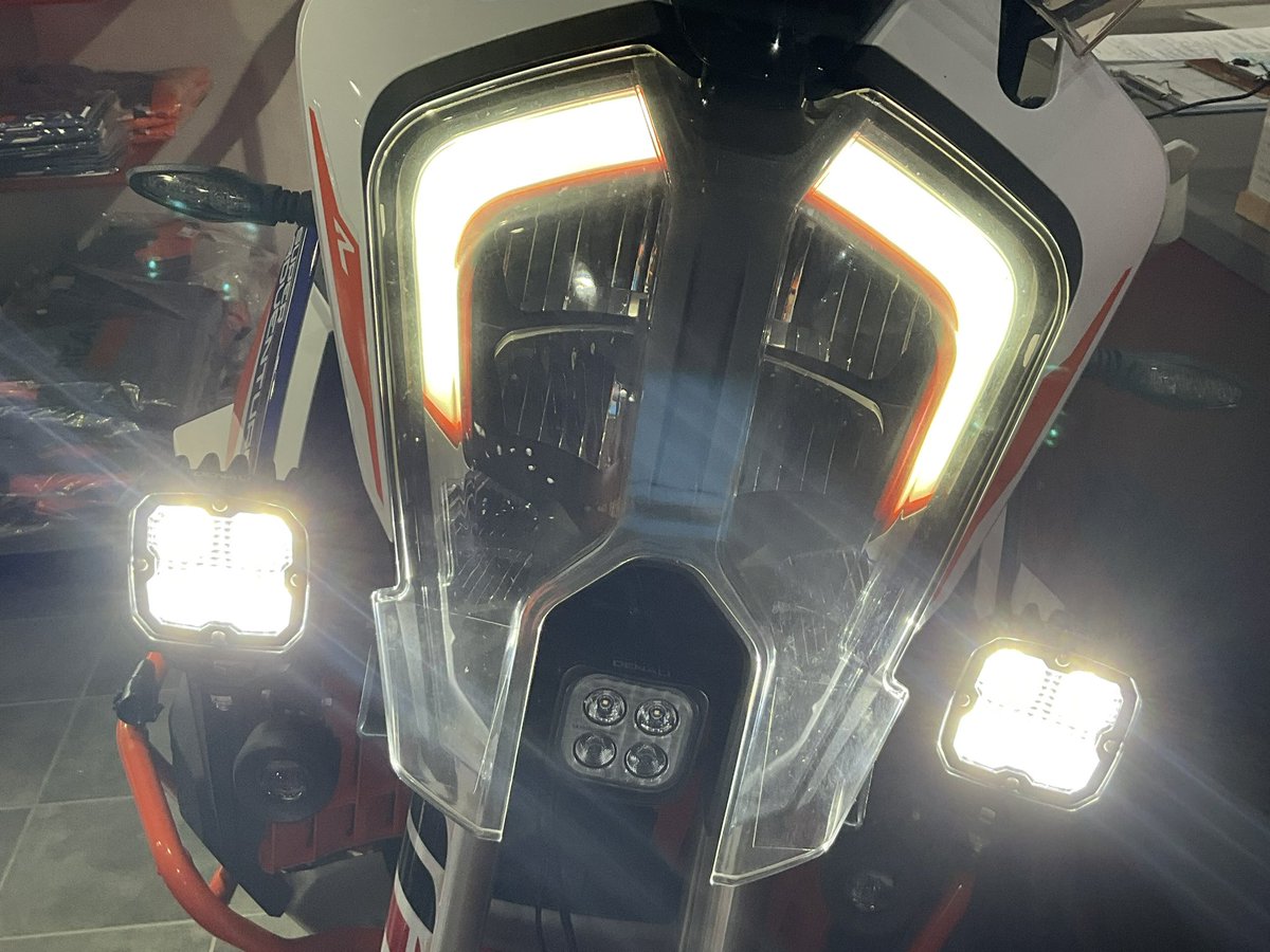KTM819O4's tweet photo. #1290SuperAdventureR #DENALI #CANSMART https://t.co/Vhtu742siM