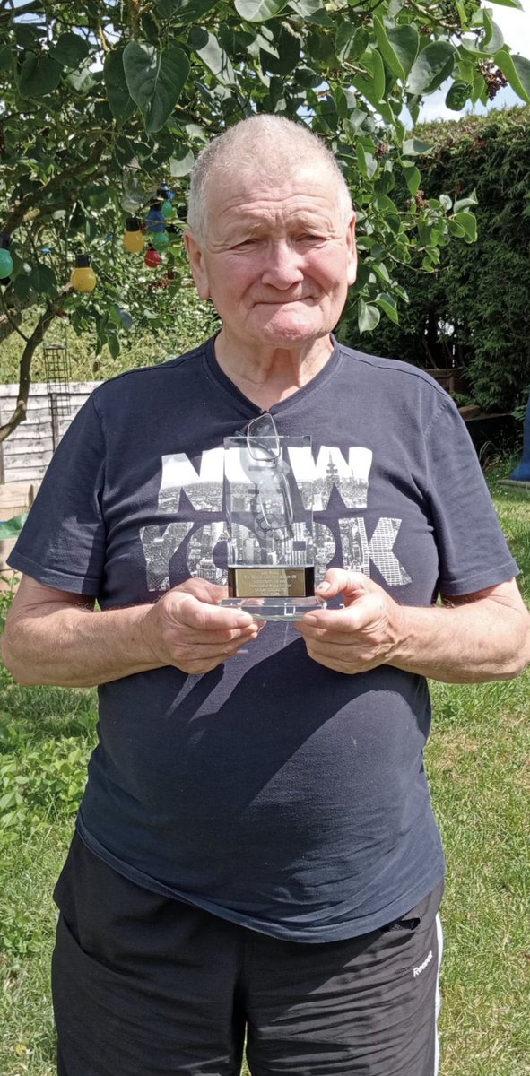 ardleyunitedfc's tweet photo. With great sadness we have to announce the much loved Ken Scott, who has been our gateman for almost 2 decades, suddenly passed away on Thurs eve. Our thoughts are with Ken’s wife, Pat, and their lovely family at this very sad time. He will be sorely missed by all. RIP Ken https://t.co/ySOjnkopDs