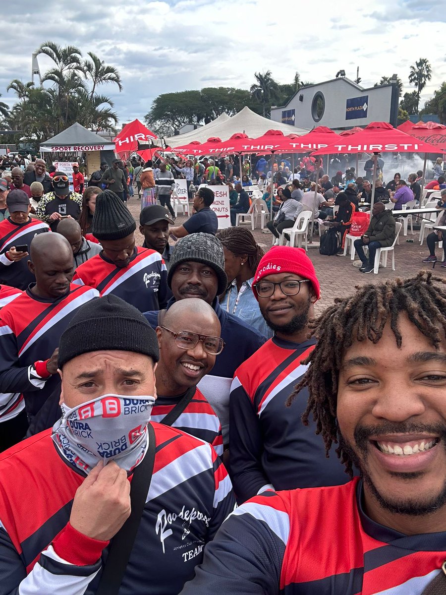 Rewindest's tweet image. Pelo Nkise, 
Maoto Mpepe,
Modimo eba le rona 🙏🏾🙌🏾 #ComradesMarathon2024
#RoodepoortAC #Roodies