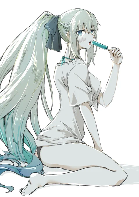 アイスを食べるモルガン様 