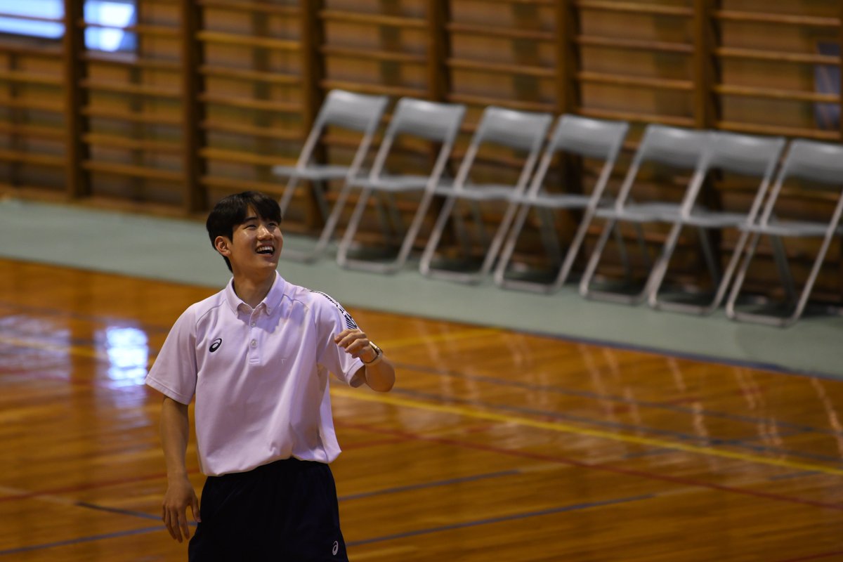 aomu_rasaki's tweet photo. ニコニコ☺️
#東海大学男子バレーボール部
#尾﨑駿瑛　選手 https://t.co/l0VcfqFhFB