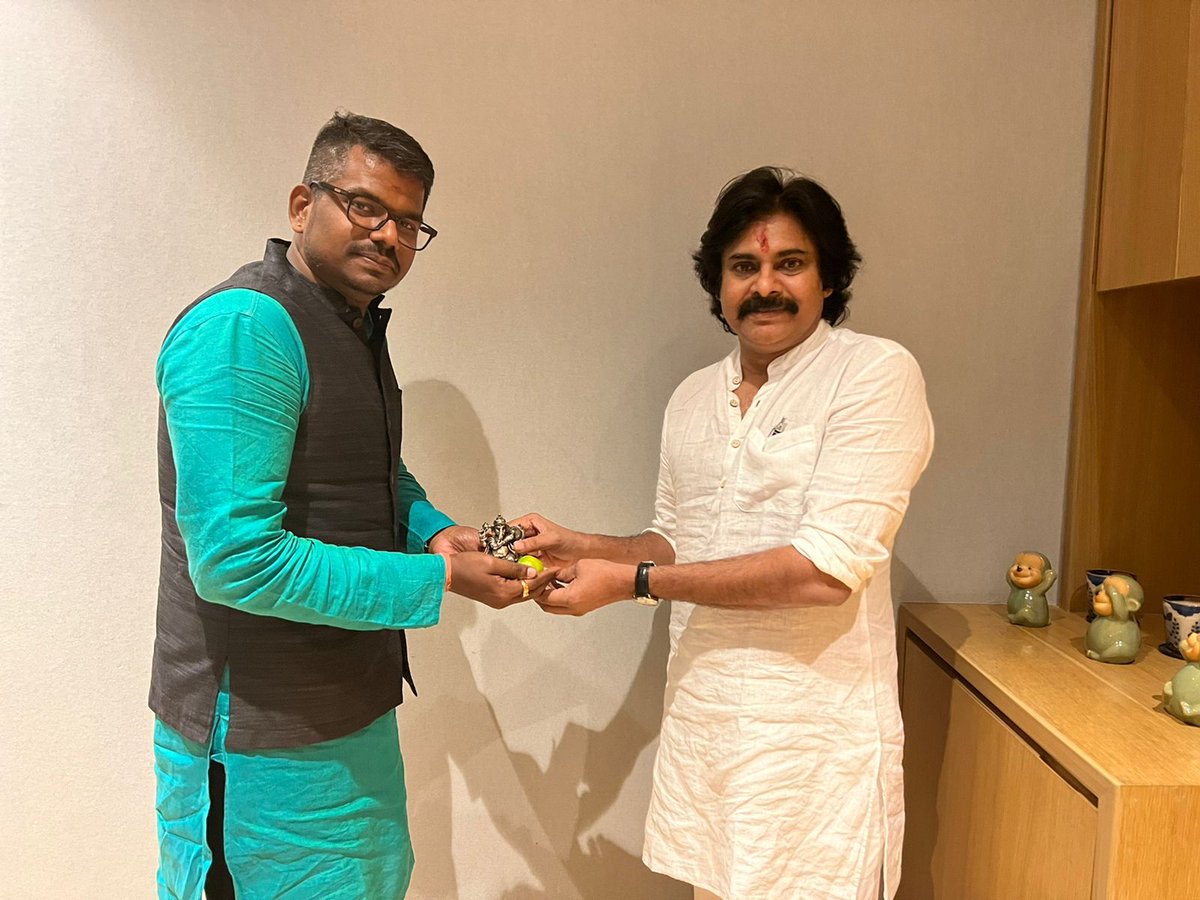 Had the privilege of meeting Shri <a href="/PawanKalyan/">Pawan Kalyan</a> garu in April 2022 in Bhagyanagar. In my conversation with <a href="/BeerBicepsGuy/">Ranveer Allahbadia</a> in May 2023,I mentioned him as one of the people to watch out for. Happy to see him grow in what I think will be a long and meaningful journey in Rajadharma.