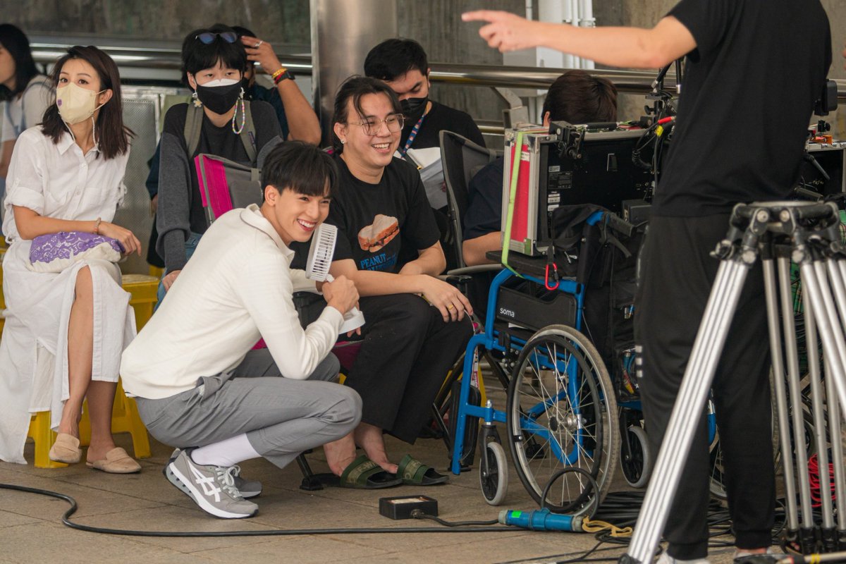 Fluke_pongsapat's tweet photo. บรรยากาศนี้กำลังจะกลับมา 😄😄 

Special To Be Continued Soon 

#จูเนียร์ฟลุ๊คจ์เตรียมตัวไปต่อ https://t.co/PiDUyoLIvR