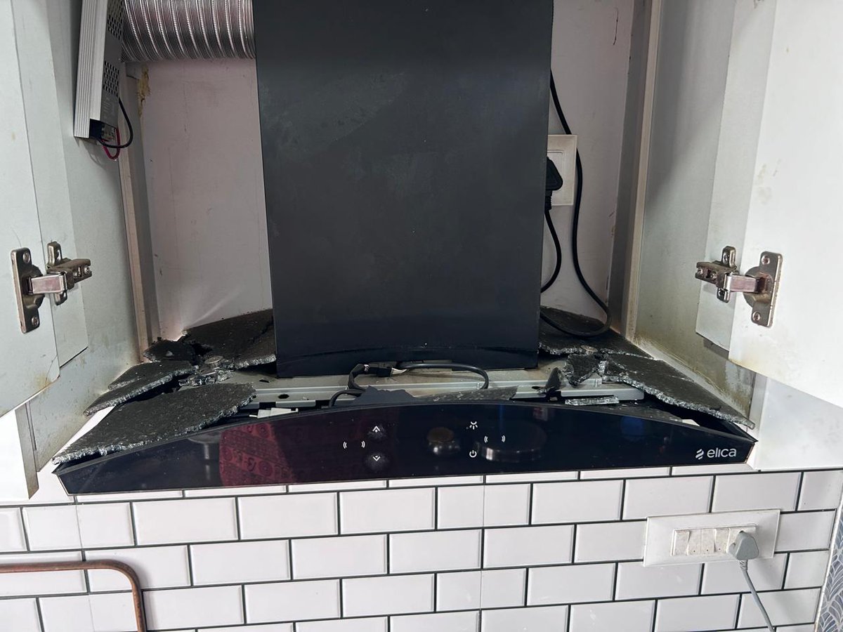 shreekantshukla's tweet photo. @Elica_India Horrible experience today! Your Kitchen chimney glass burst in small pieces spontaneously. Fortunately no one was present in the Kitchen at the moment. Have registered complaint via Customer care. Pics attached. Kindly attend asap. https://t.co/AnE3O3ykEz