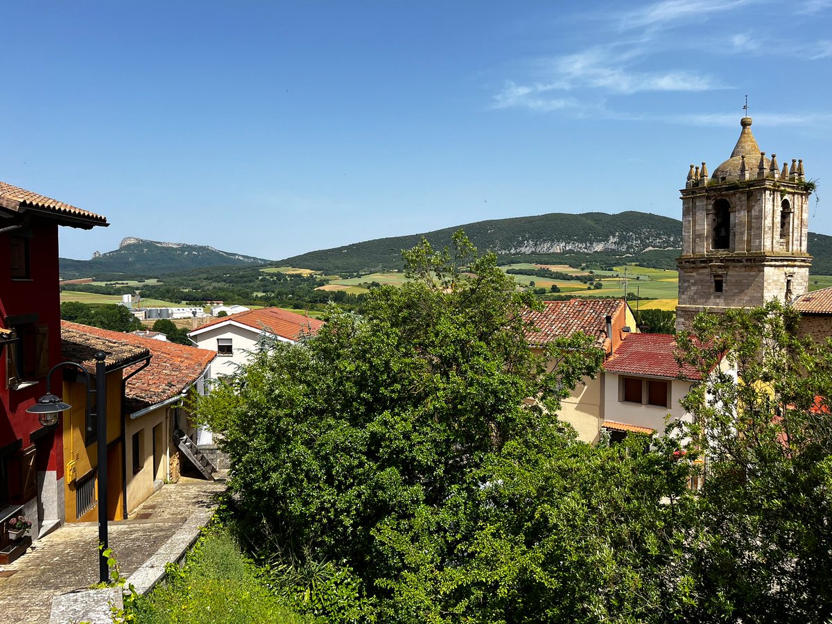 zaldumendi's tweet image. Araba hegoaldian giro bikaina oindio #Kanpezu @Euskalmet @eguraldia