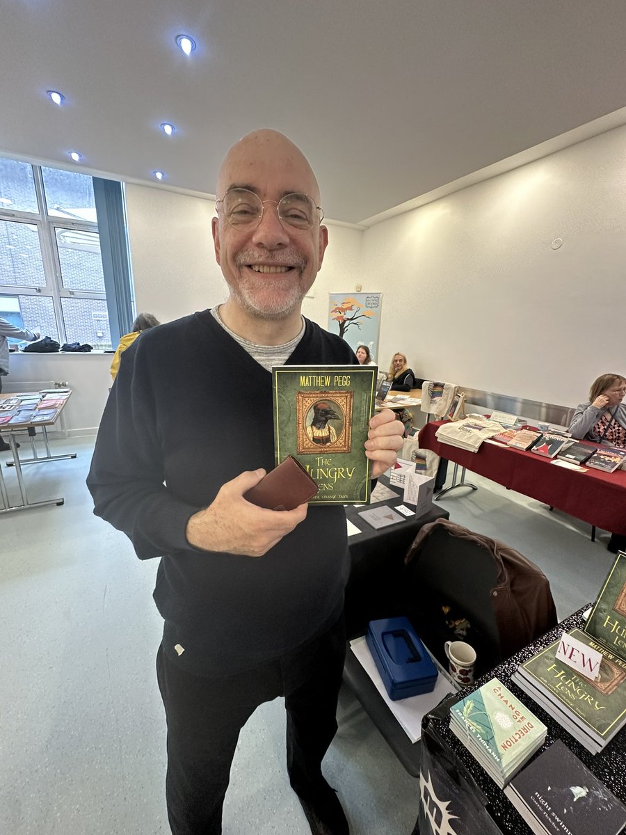 emmaastranews's tweet photo. Matthew Pegg from Mantle Press independent book publishers based in Leicester @StatesofIndie Also book design and layout https://t.co/3yVytq8LST https://t.co/YlCv11a5N4
