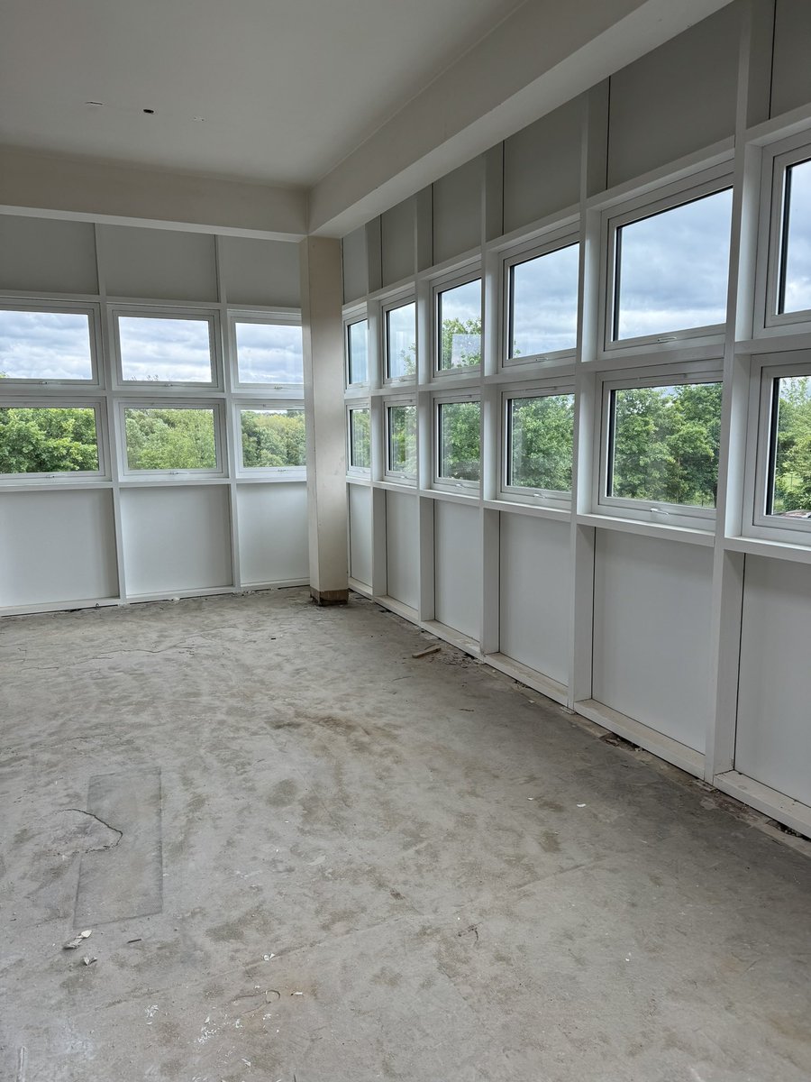 Oakwood School tweet media