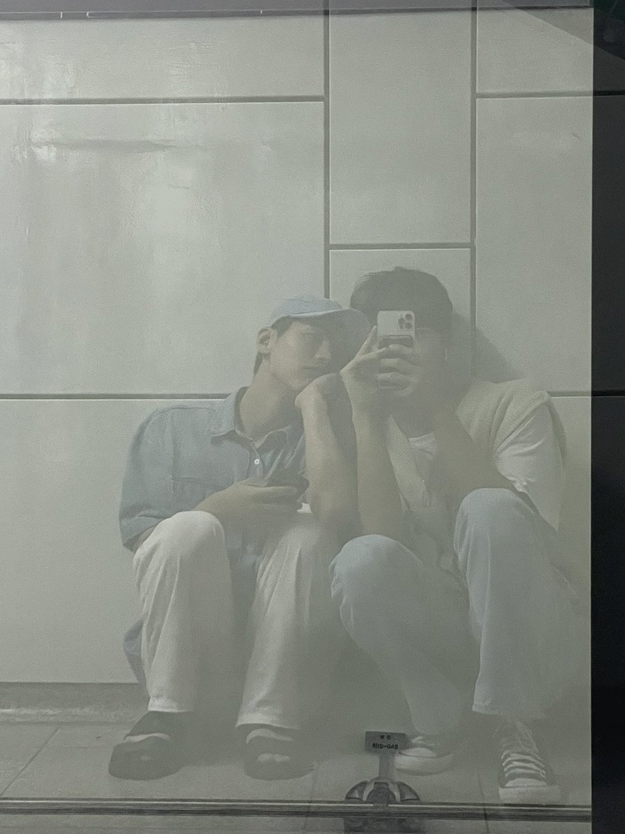테디 tweet media