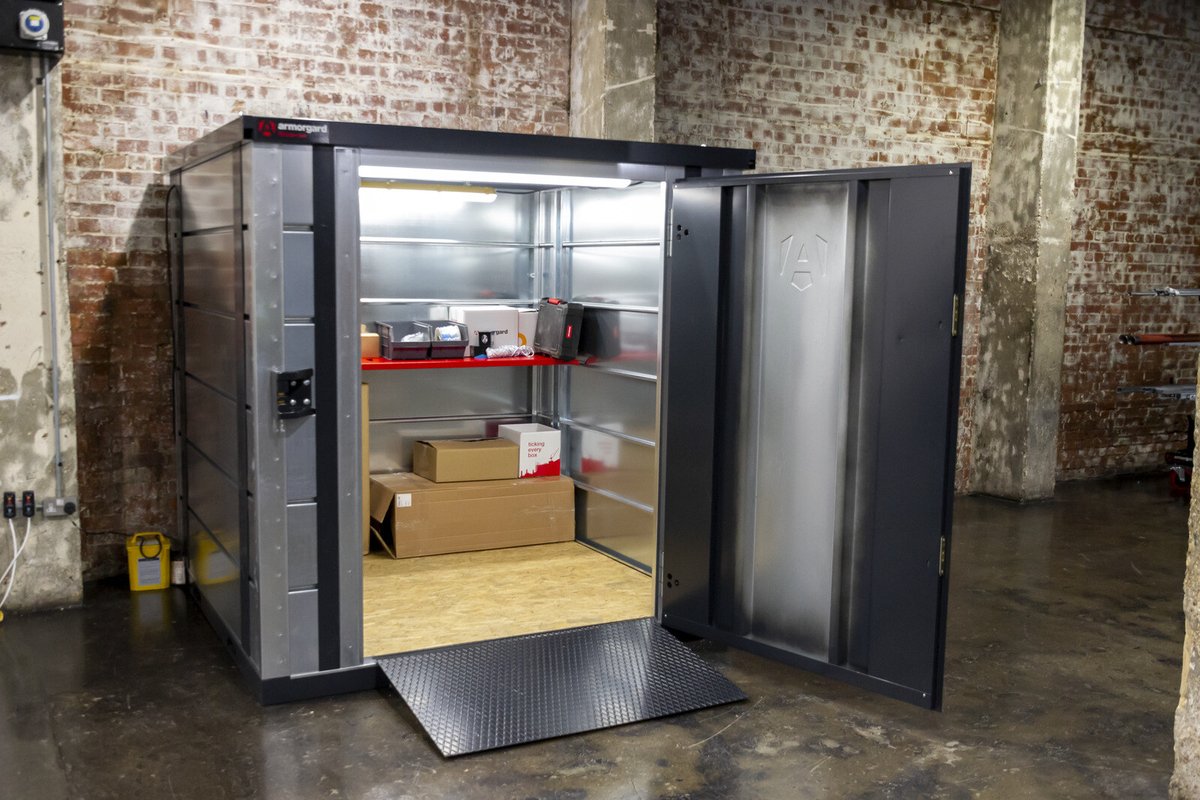 armorgardfr's tweet image. Le soleil vous donne envie de bricoler? 💭
Nous avons pensé à la sécurité de vos outils et voici quelques idées. 😄👇
✅eu1.hubs.ly/H09pLBj0
✅eu1.hubs.ly/H09pL9f0
✅eu1.hubs.ly/H09pLD70
#askforarmorgard #tickingeverybox #toolsecurity