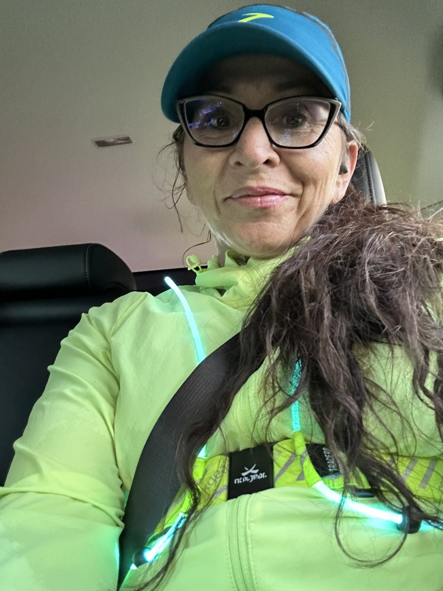 GiwedinAnangKwe's tweet image. Over 100km into our 140km journey from Toronto to Collingwood.  What an experience!  Super fun but a hot shower and bed are going to feel amazing when we are done! 🤩 💙 #TeamBimibadiwag #RiotRelay @brooksrunning #LetsRunThere