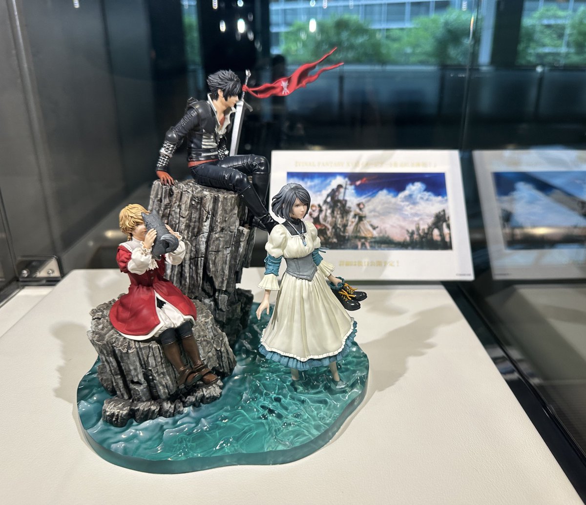 Lai3ff's tweet photo. 今日のオケコンはFF16に力を入れてるよ、という雰囲気。パネルでかー!フィギュアいいね!
#DWFF https://t.co/540VwwCRlS