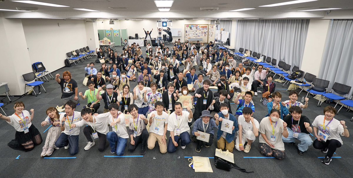Othellonia_info's tweet photo. 本日開催された #オセロニアンの宴 2024 札幌の集合写真が届きました📷 
みなさん素敵な笑顔ですね✨ 

来週は仙台宴です♡
楽しみにお待ちください(●⁰∀⁰●)

#オセロニア https://t.co/2VJaiqXe5j