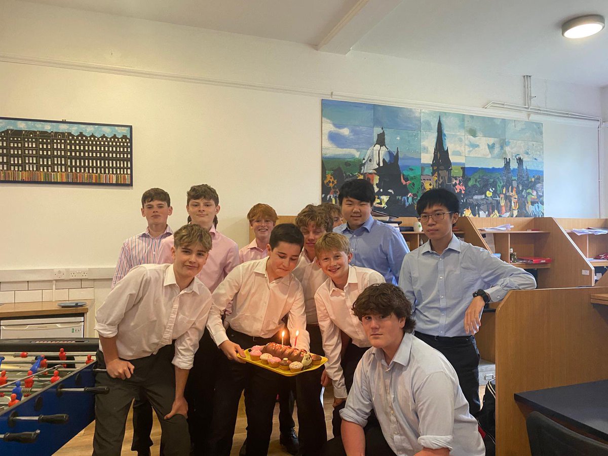 RadleyASocial's tweet photo. Another week of Birthday fun. Charlie (Vths) and Martin (Sh) enjoying the cake and sing song! A busy weekend now of sport, relaxing and revising. #ateam https://t.co/BVyye4WzRv