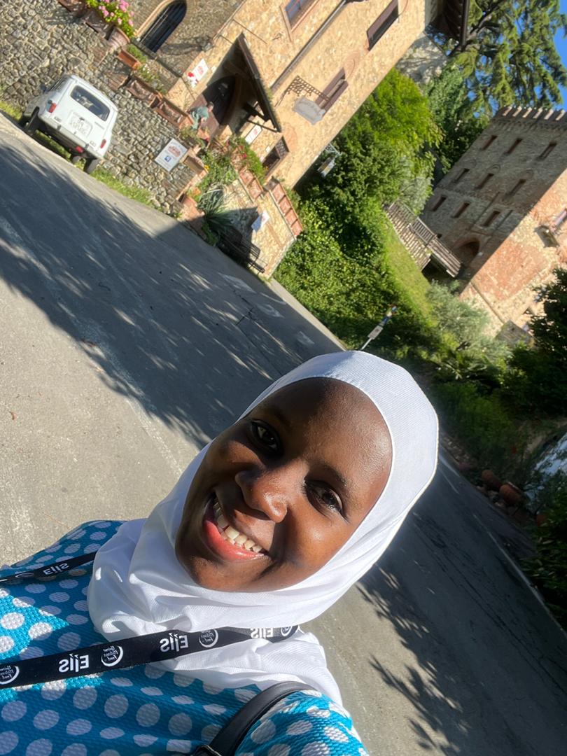 #FoodtalentCamp insight.

"Training &amp; tech. helps farmers analyze info. on weather &amp; soil, leading to optimized planting &amp; sustainable practices. This translates to better yields, healthier crops &amp; stronger markets!" <a href="/nabukenyasarah0/">Nabukenya Sarah</a> #FoodInnovation @gladysHmorales