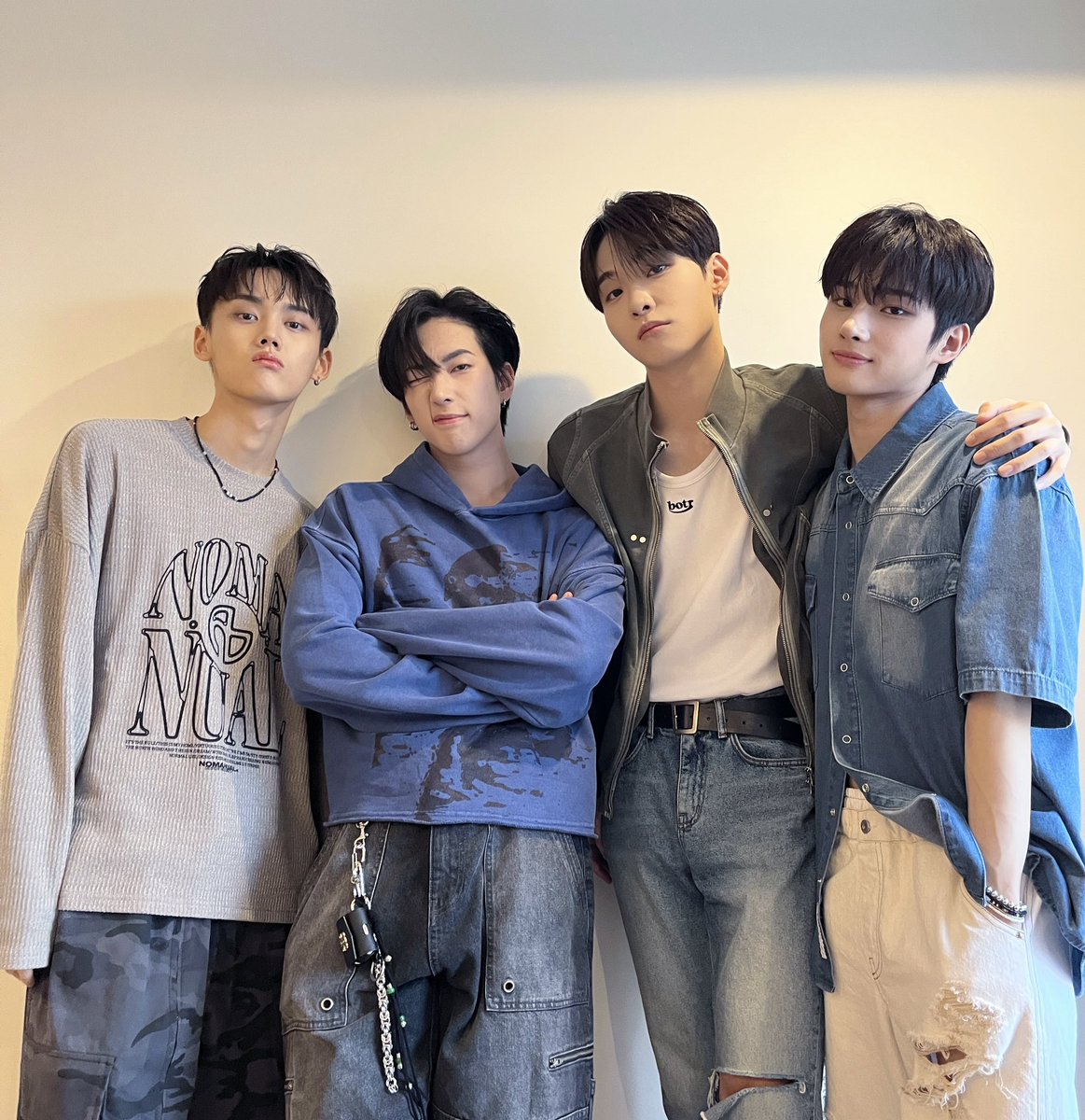 [💙_#원팩트] 

앤하트❕
오늘 하루는 어땠어?
좋은 기억들과 함께 원팩트 꿈 꾸기☺️💤

#ONEPACT #원팩트