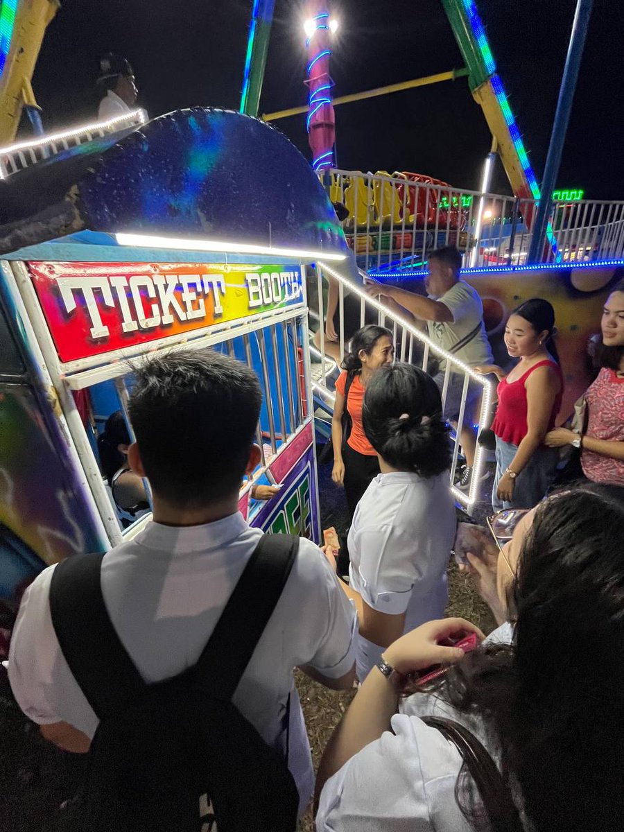 sieraenayad's tweet photo. 🎪✨ https://t.co/WMsUMmcOrA