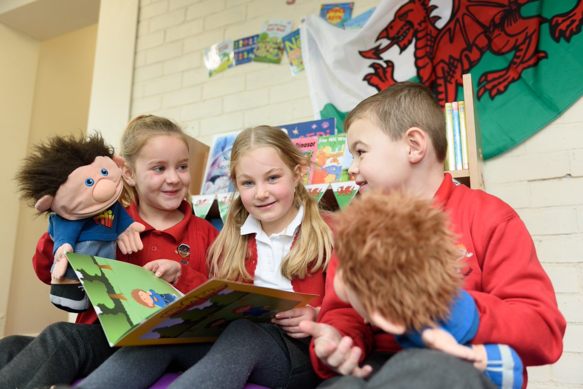 cardiffcouncil's tweet photo. 📚During a recent visit to Rumney Primary School, Estyn has commended the school’s commitment to creating a safe and caring atmosphere for its pupils, with areas needing improvement  identified to ensure all pupils reach their full potential. More here ☞https://t.co/s89mJSOJHC https://t.co/Tg4YxH72bk