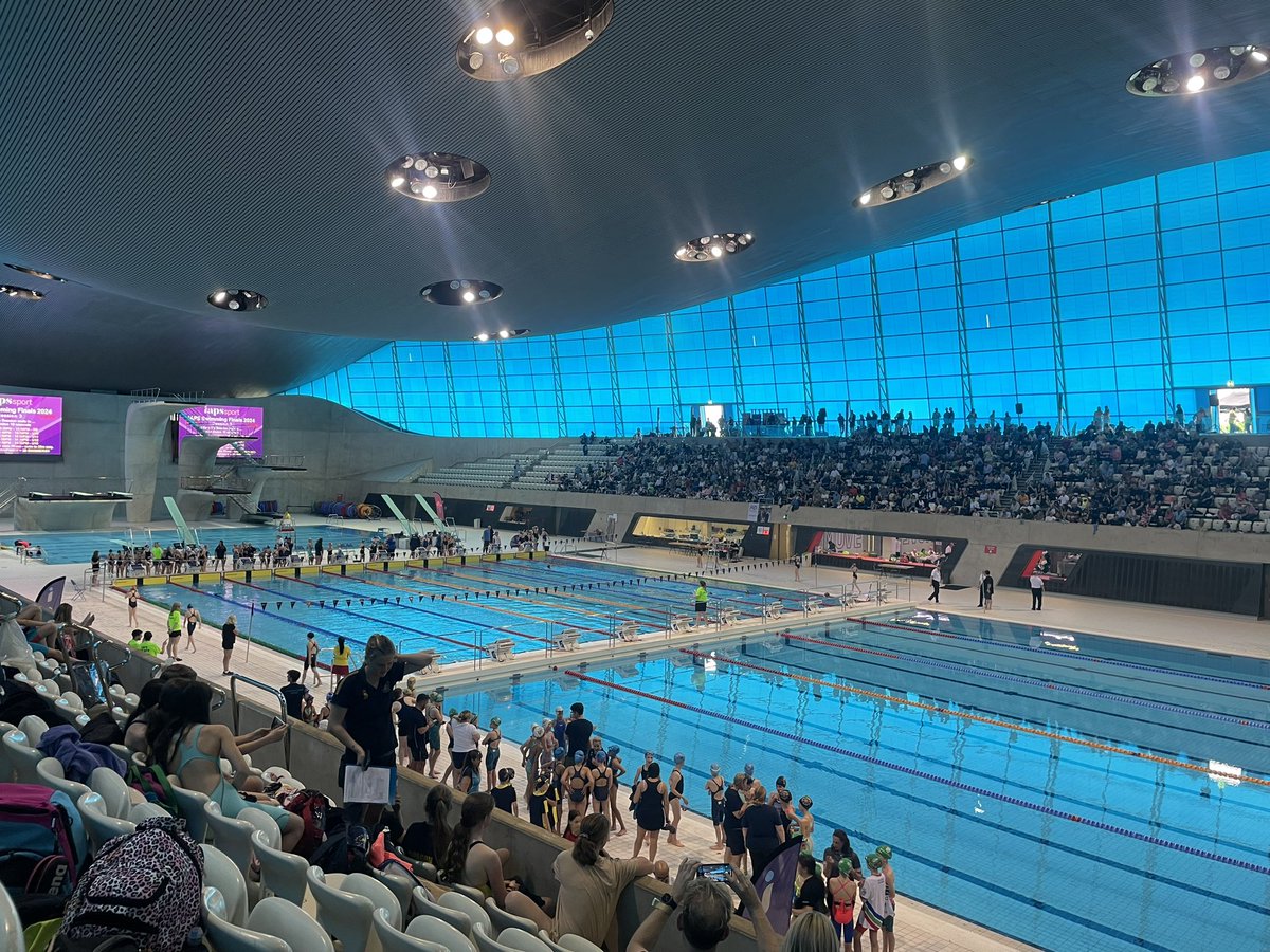 A fantastic afternoon at the London Aquatics Centre at the Olympic Park for the IAPS Swimming Finals 🏊🏼‍♀️ it is an incredible achievement to get to this stage of the competition. U12s securing 8th and U13s securing 15th in the relays. Now time for the individuals 🙌🏽#GDSTSport