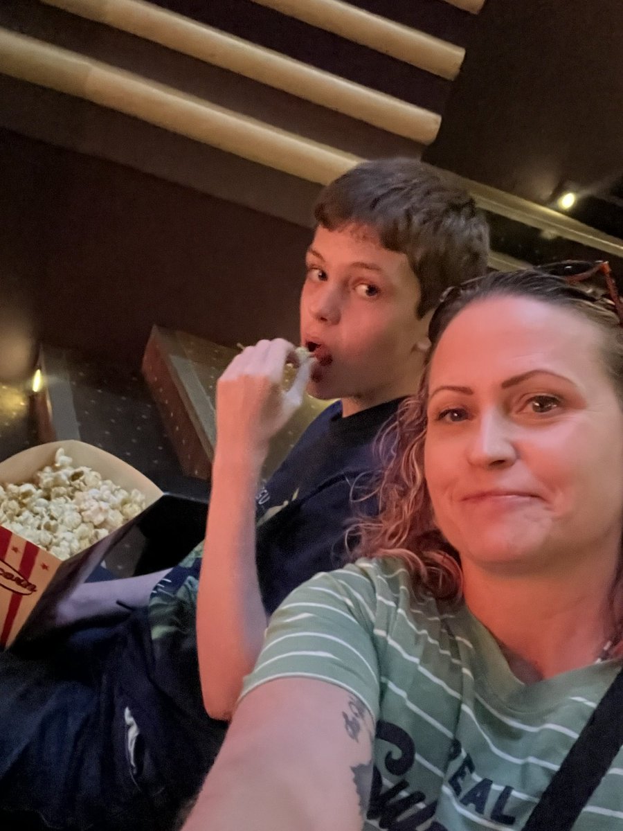 Maria Cook 🌈✈️🌻🎭🏏🤘🏻 tweet media