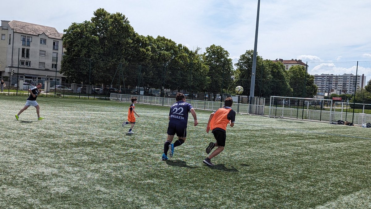 MBIDF's tweet image. Et de l'autre, ça cherche les intervalles et les redoublements #20AnsMBIDF