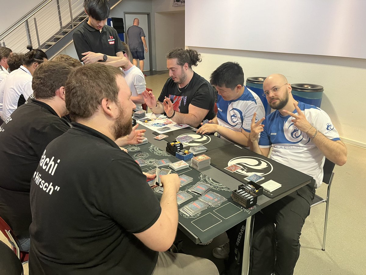 RoyalBlue_GG's tweet image. It’s finals time at #BSF2024 Munich in @cfvanguard_en standard format. Go get that #RLBWIN !!!
@IReverseACEI @theCkAron 

#tcg #tradingcardgames #cardfightvanguard #tradingcards