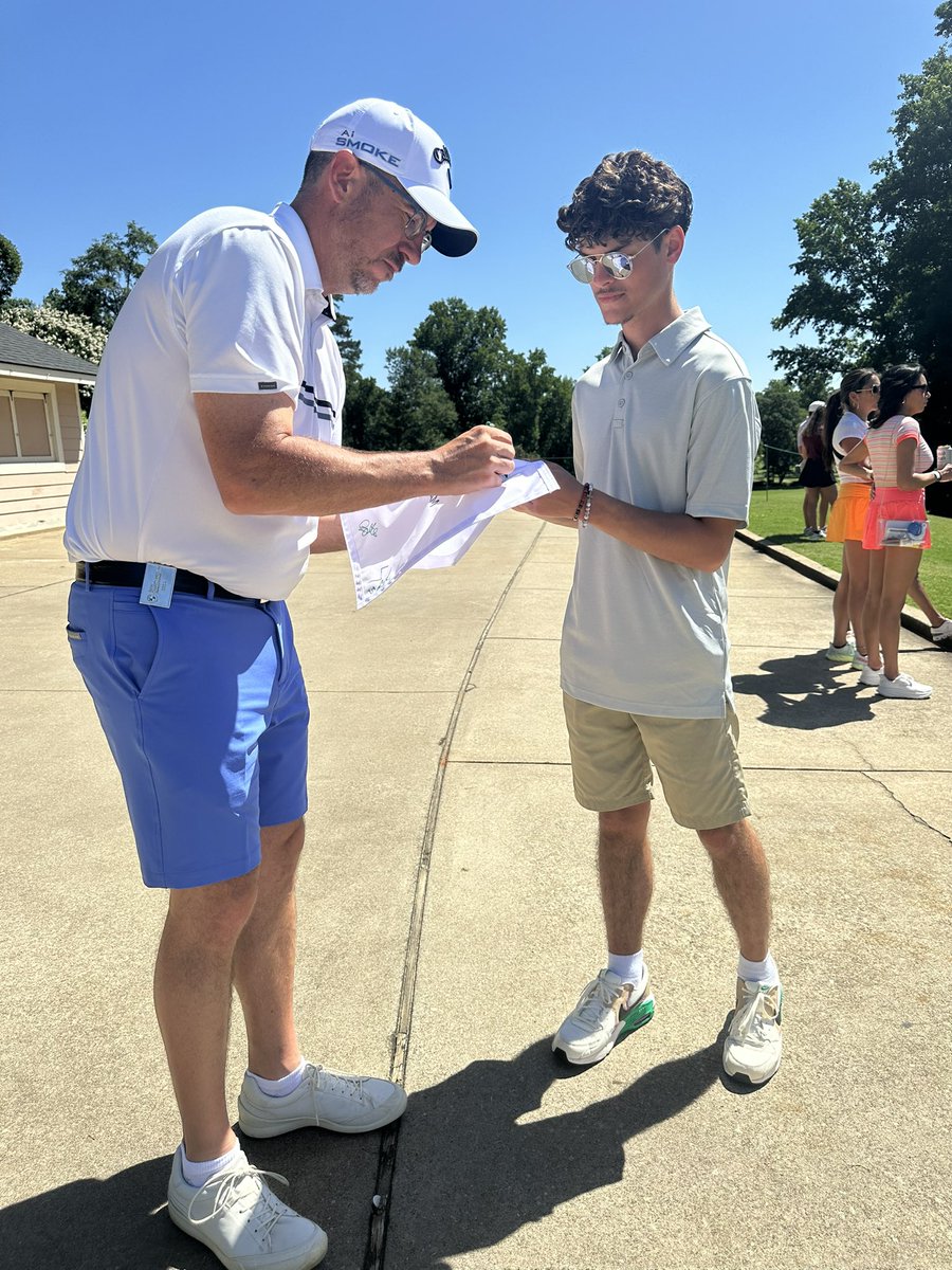 Monday Q Info tweet media