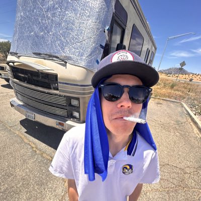 shnickalous's tweet photo. #NewProfilePic https://t.co/KBmrx2RuXZ