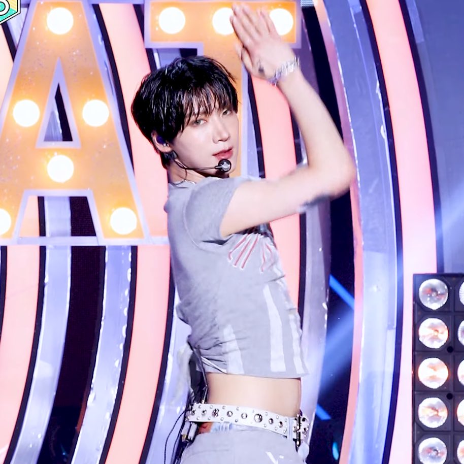 เหนยมี่♡ tweet media