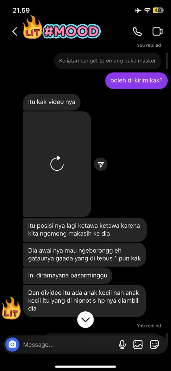 naila tweet media