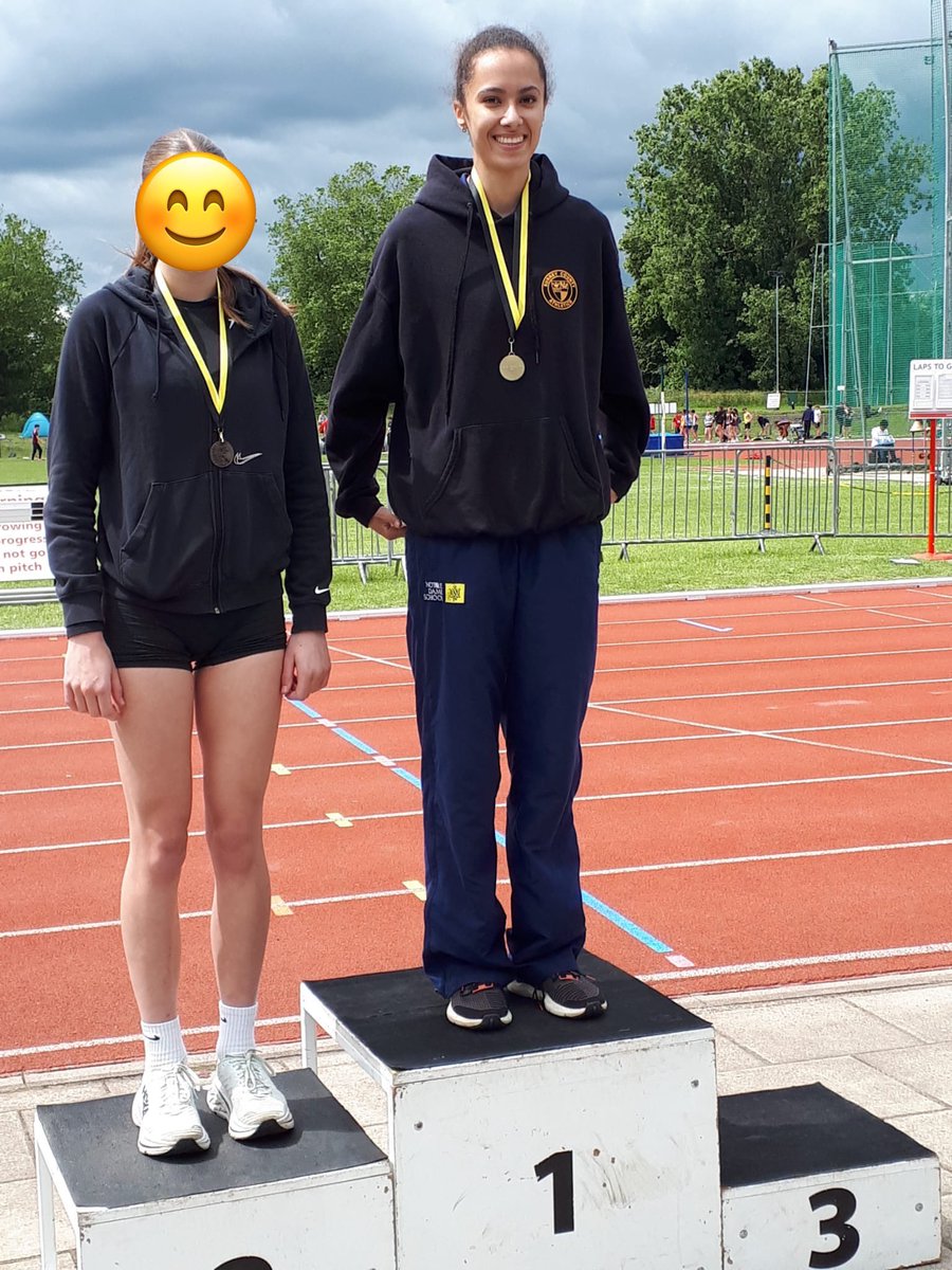 Congratulations to Carmen R who is Surrey Schools Athletics champion in the Inter Girls high jump with a clearance at 1.65m <a href="/NotreDame_SPORT/">Notre Dame SPORT</a> #SurreySchoolsAthletics 🥇🎽👏👏👏