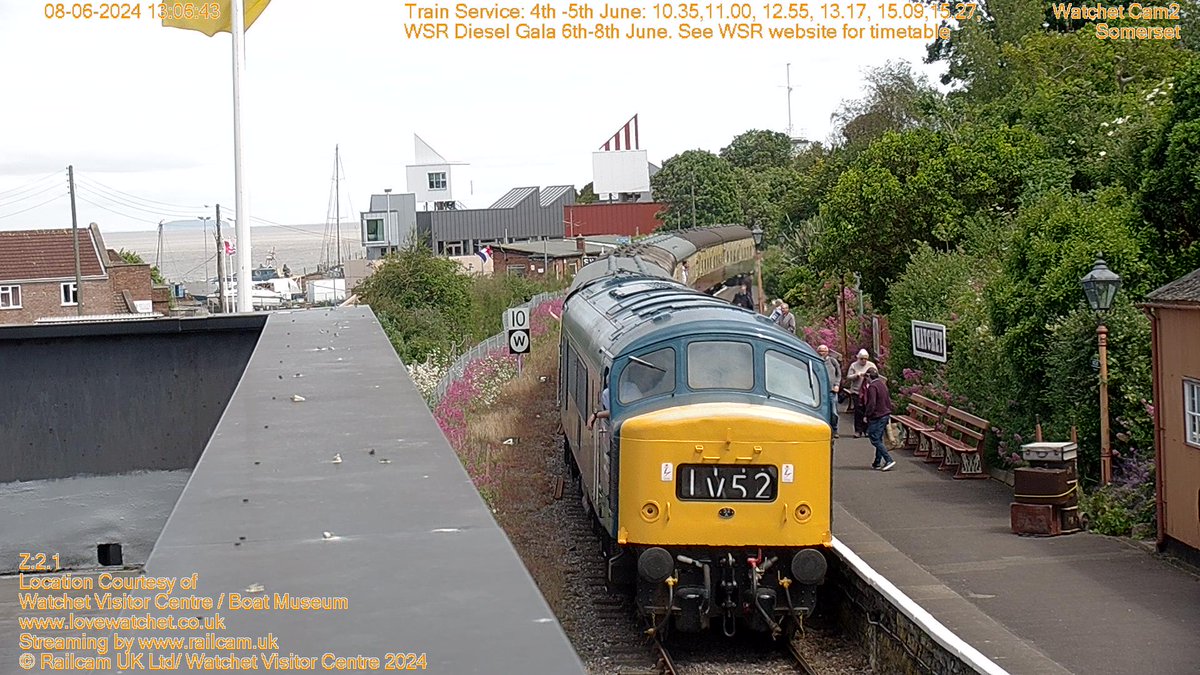 railcamlive's tweet image. A quick Saturday afternoon check in at the @WSomRailway Summer Diesel Festival sees @GWRHelp #HST into action alongside #Class33, #Class46 &amp;amp; #Class20

@WizzerTweet @wsrdepg