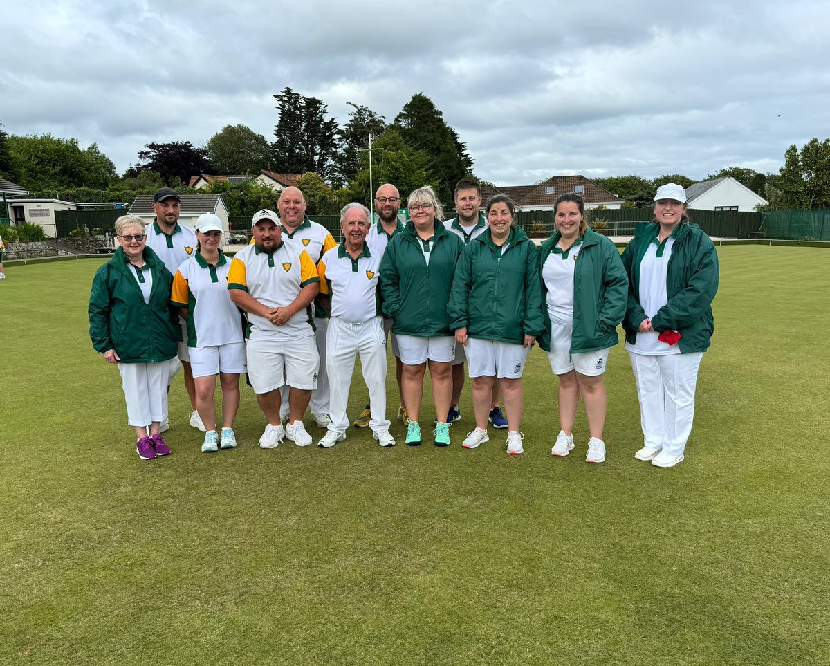 Our first ever County Milennium Team! So great to now have enough ladies to enter competitions #playbowls 💚💛