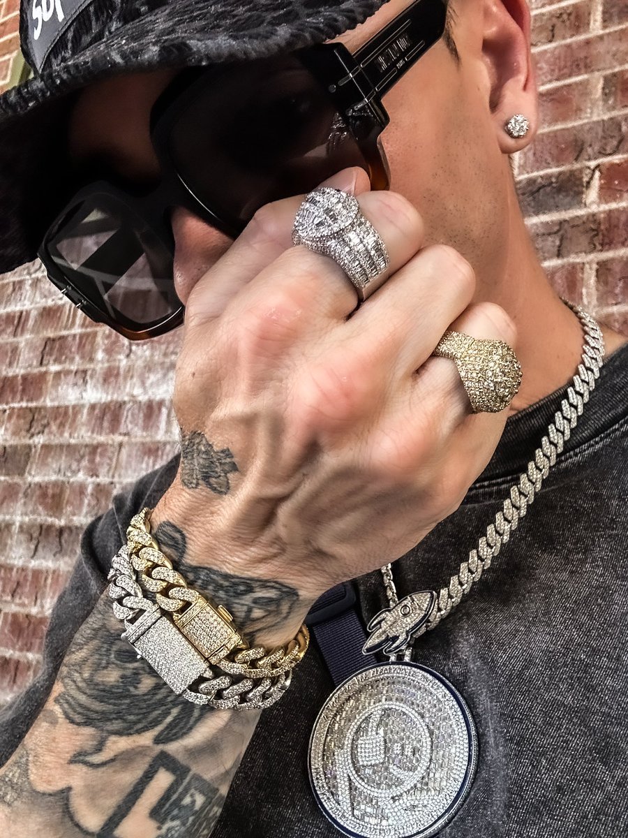 Biz4eZ's tweet photo. ๐๐ป๐ฅThe calmer you are๐ฅ๐๐ปthe clearer you think๐ฅ๐๐ปMove with strategy๐ฅ๐๐ปnot with emotions. ๐ค๐ฅ๐โฆ. #BASEDMFER @sartoshi_rip @basedangelsbtc https://t.co/WDeQvQ1Pch