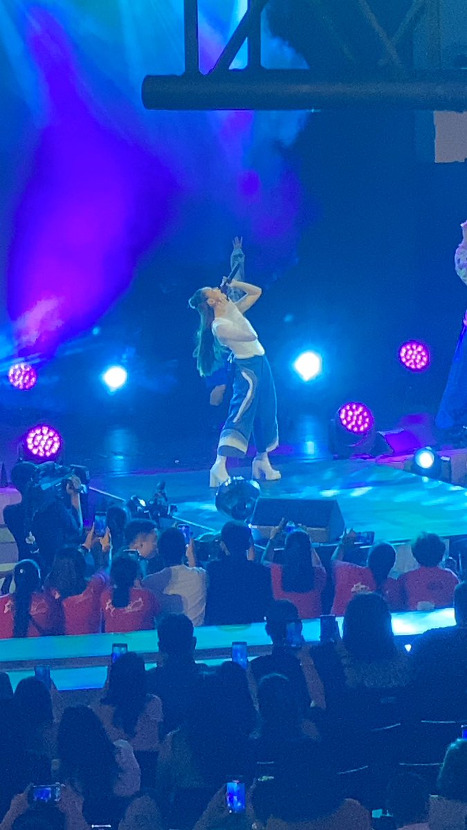 َ (@intosars) on Twitter photo hayy still on cloud nine, feels so unreal that i got to see sg for the first time. its indeed true that seeing sg perform live is a truly diff experience, nag-iisa kang tunay <a href="/JustSarahG/">Sarah Geronimo</a> 🥺🤍 hayy still on cloud nine, feels so unreal that i got to see sg for the first time. its indeed true that seeing sg perform live is a truly diff experience, nag-iisa kang tunay <a href="/JustSarahG/">Sarah Geronimo</a> 🥺🤍