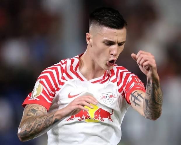 Vince™ tweet media