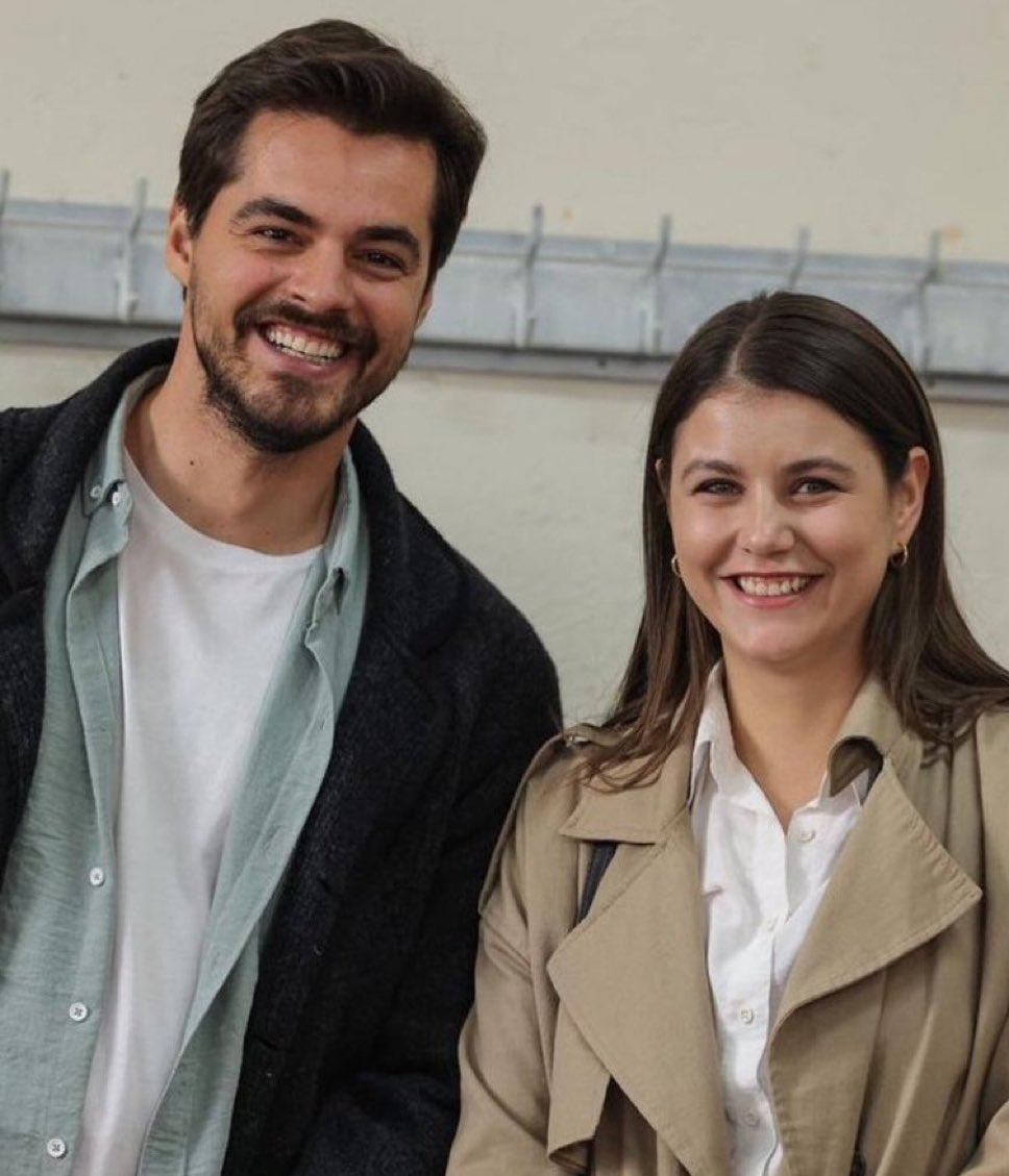 TvDunyasii's tweet photo. Berk Atan &amp; Melis Sevinç 💫

#SelTan #GönülDağı https://t.co/keFtlXISmk